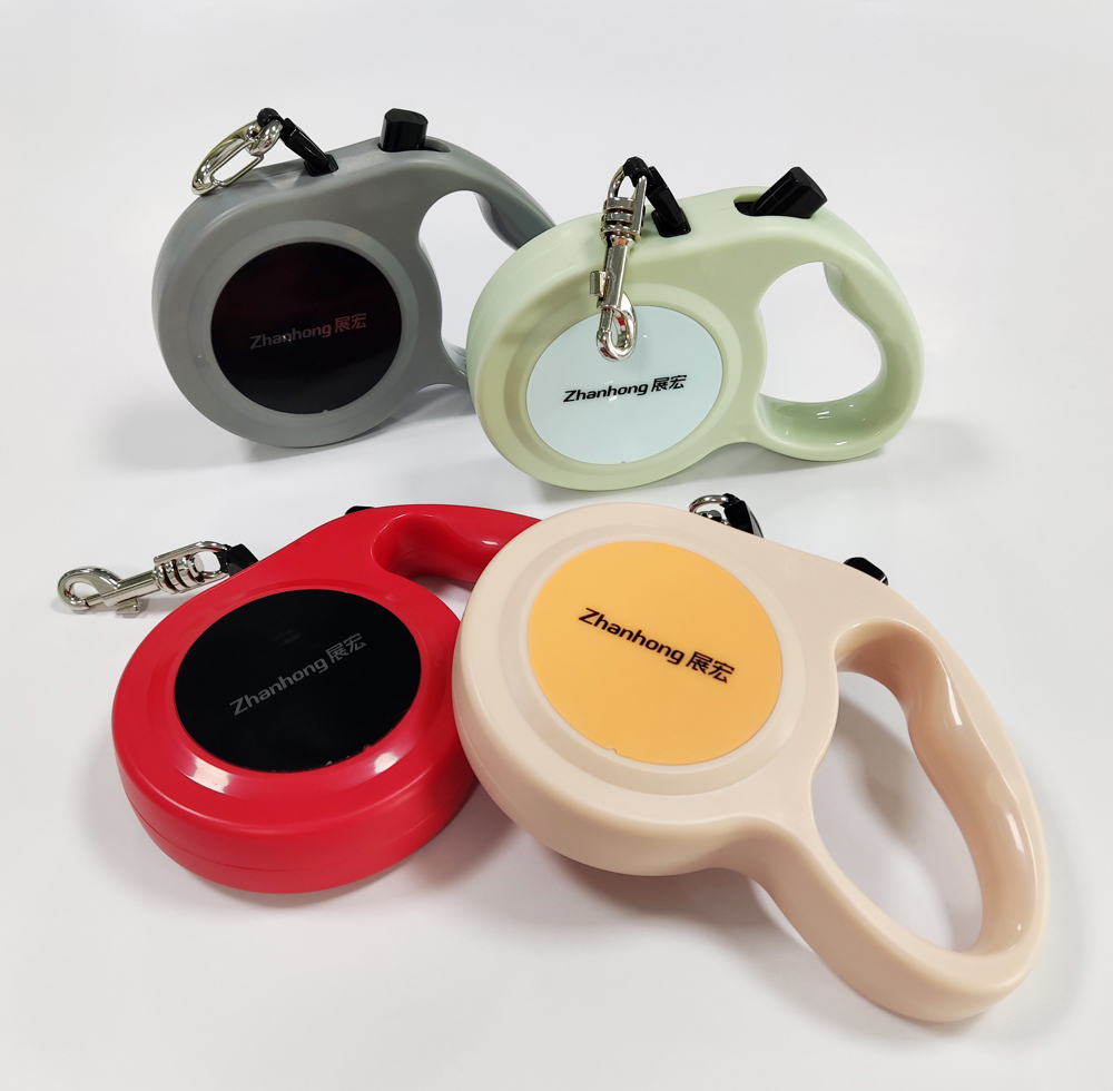Custom Logo Pet Traction Rope Smart Automatic Retractable Dog Leashes With 360 Durable Rustproof Swivel Hook